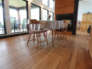 Plancher long, frêne huilé couleur classique