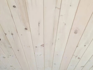 839 - Revêtement extérieur sapin beaumier noueux classe A